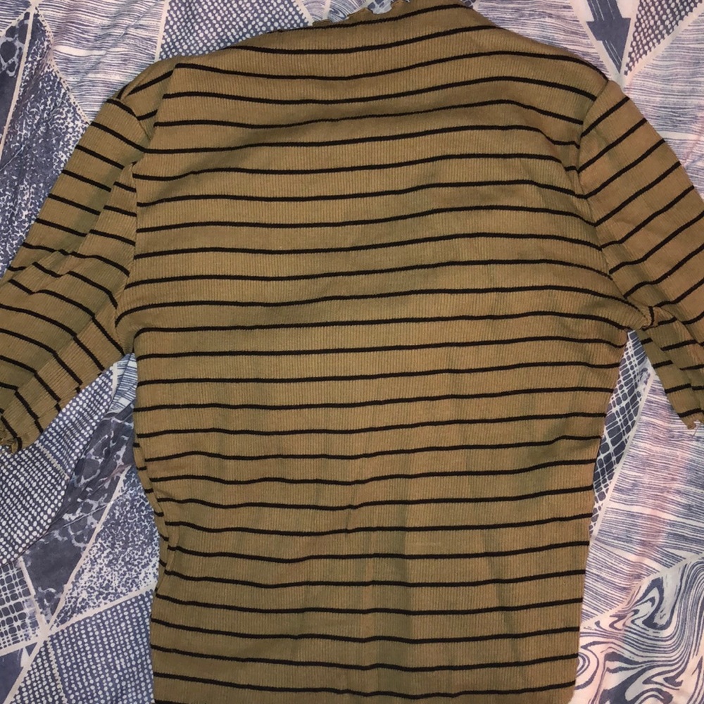 Green Fitted Crop